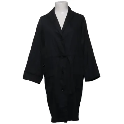 Manteau (Noir) de Camilla Norrback