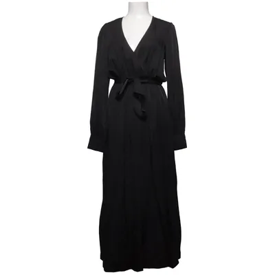 Omlottklänning (Svart) från NA-KD by You Polyester, Viskos