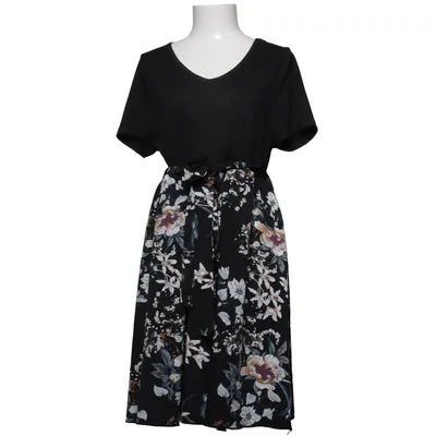 Klänning (Svart, Flerfärgad) från Shein Curve Elastan, Polyester