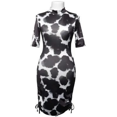 Robe (Noir, Blanc) de Lasula