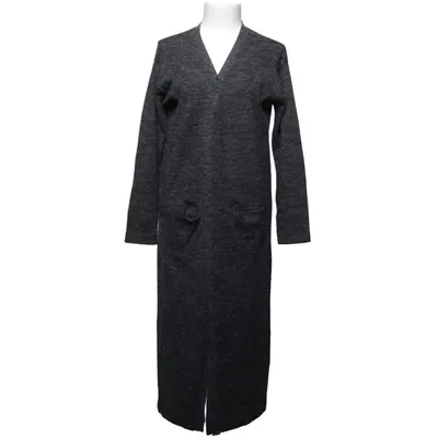 Kofta (Grå) från Size 8 Needle Akryl, Nylon