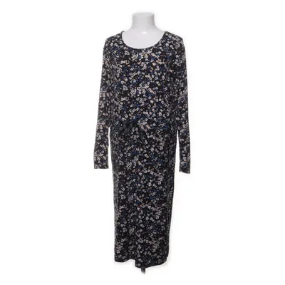 Klänning (Svart, Blå, Vit, Beige) från Liberte