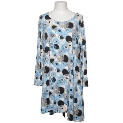 Klänning (Blå, Svart, Vit, Flerfärgad) från Cha Cha Elastan, Viskos