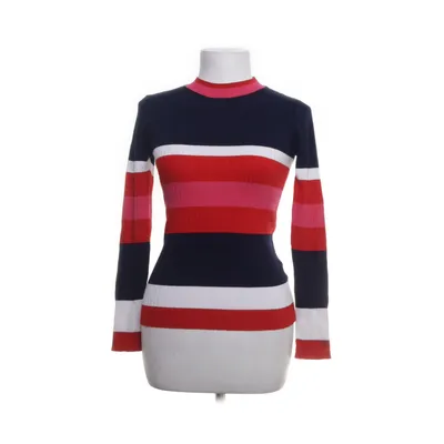 Tröja (Röd, Blå, Rosa, Vit) från Qed London Nylon, Viskos