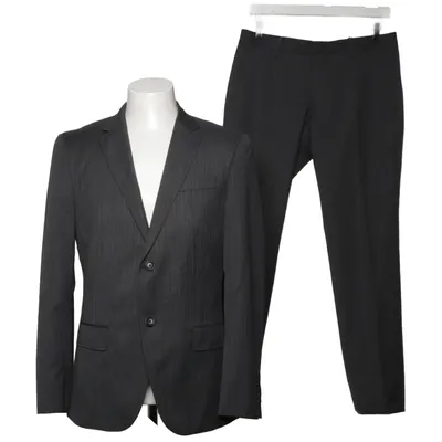 Suit (Barret Dbl) from Matinique Polyester, Viscose, Wool