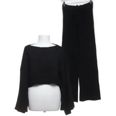 Set (Black) from Blooshop Acrylic, Wool, Viscose
