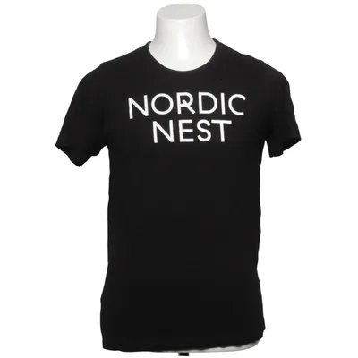 T-shirt (Svart) från 1832 Bomull