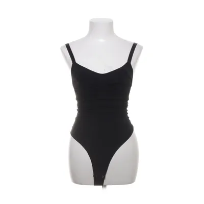 Body (Svart) från Creamy Fabrics