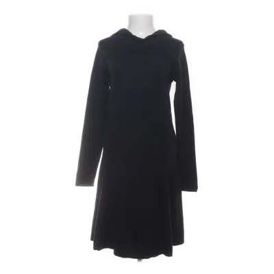 Robe à capuche (Noir) de Hannes Roether Laine