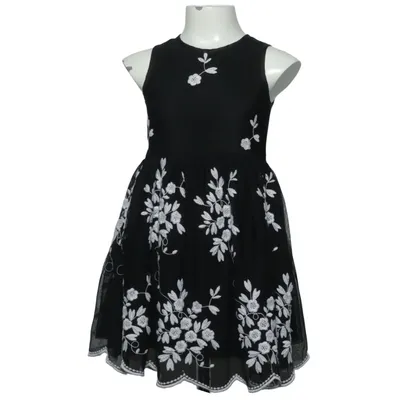 Klänning (Svart, Vit) från Young Dimension