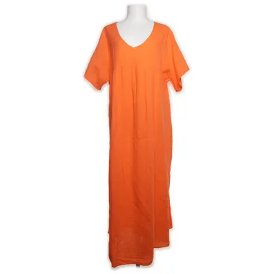 Maxi dress (Orange) from J&L Paris