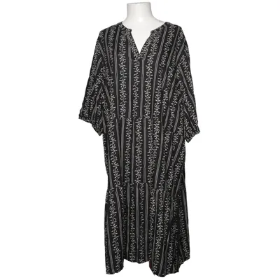 Dress (Black, White) from Cellbes Viscose