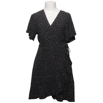 Omlottklänning (Svart, Vit) från Hapsho Polyester