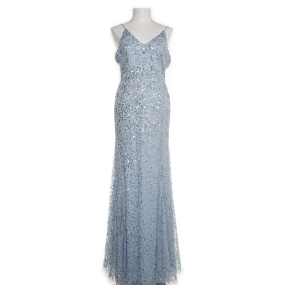 Evening gown (Blue) from Beauut