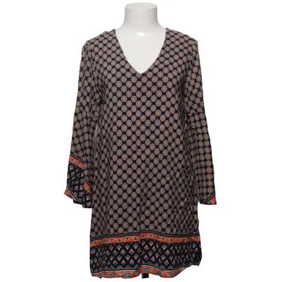 Klänning (CL1113) från Queen's Fashion Collection Viskos