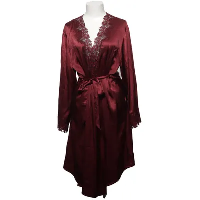 Dressing gown (Red) from Lady Avenue Silk