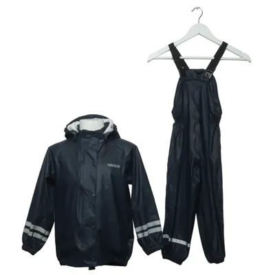 Rainwear (Rainbow Bv Jr) from Nanok Polyurethane