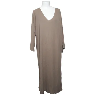 Maxikjole (Beige) fra Everless