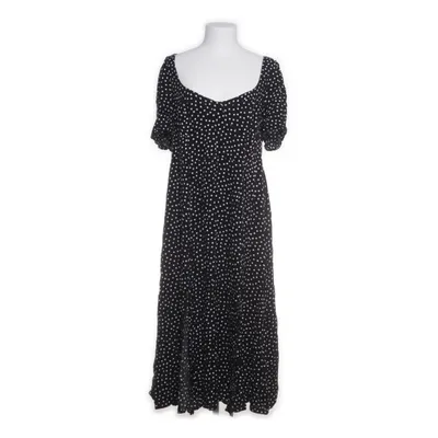 Robe (Noir, Blanc) de ASOS Design