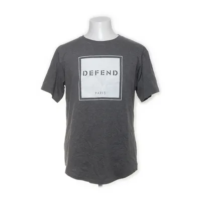T-shirt (DEFEND BACK TEE) från Defend Bomull