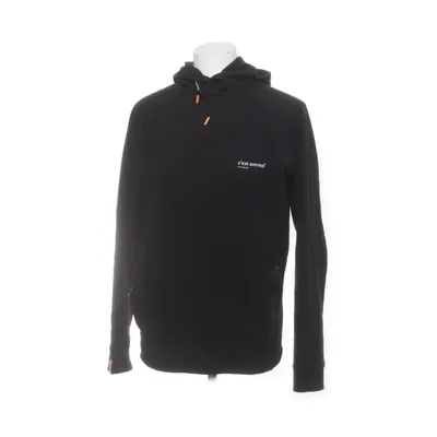 Huvtröja (Svart) från C'est Normal Ekologisk bomull