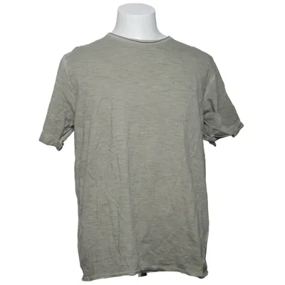 T-shirt (Grå) från Lagency Bomull