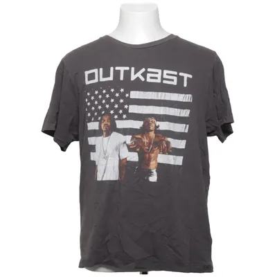 T-shirt (Gray) from Out Kast Cotton
