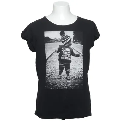 T-shirt (Svart) från Famous Bomull