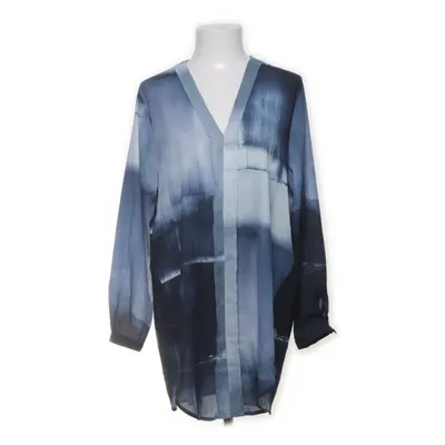 Kimono (Blå, Grå, Hvid, Sort) fra WERA Stockholm Genanvendt polyester