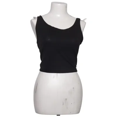 Crop top (Black) from MyProtein Polyester, Viscose