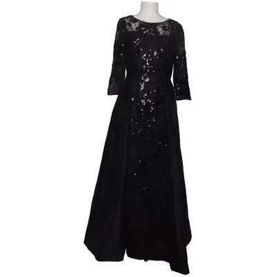 Evening gown (Black) from Adrianna Papell Polyester