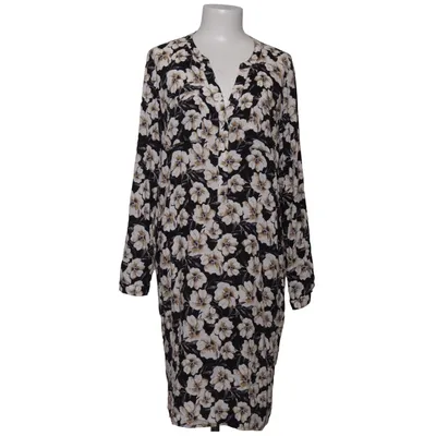 Kjole (Sort, Hvid, Brun) fra Pep Viscose
