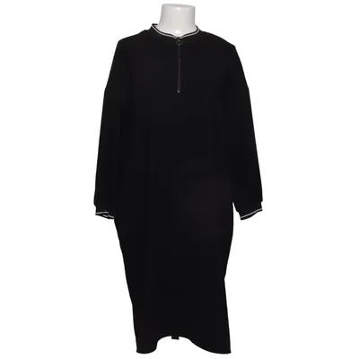 Robe (Noir) de Dime