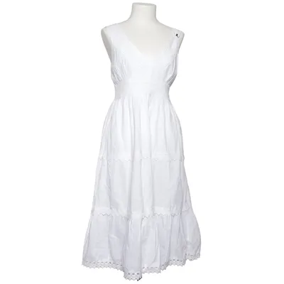Maxi dress (White) from Shanaya Cotton