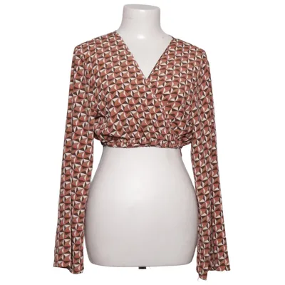 Slå-om bluse (Brun, Pink, Hvid) fra Ardene