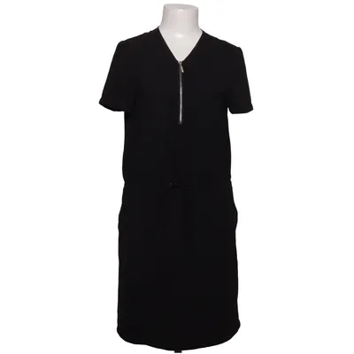 Robe (Revoila)