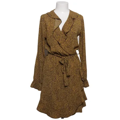Omlottklänning (DW-BAS Ruffle Wrap Dress Ls) från Distrikt Nørrebro Polyester