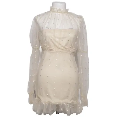 Kjole (Beige) fra PrettyLittleThing Polyester