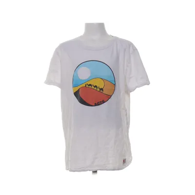 T-shirt (122-2000-106) från American Outfitters Återvunnen bomull