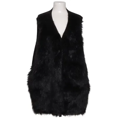 Outer vest (Black) from Evans Acrylic