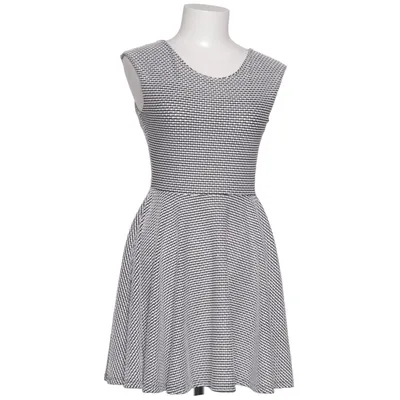 Klänning (Svart, Vit) från WalG