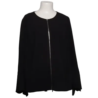 Jacka (Svart) från Sara Lindholm Polyester
