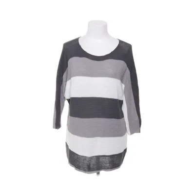 Tröja (Grå, Vit, Svart) från Janina