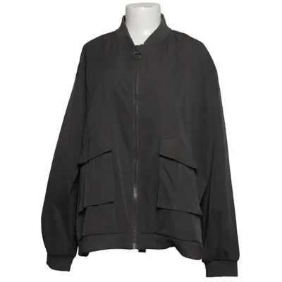 Bomberjacke (Grau) von Studio Untold