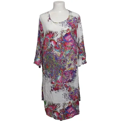 Robe (Blanc, Multicolore) de Manon Baptiste