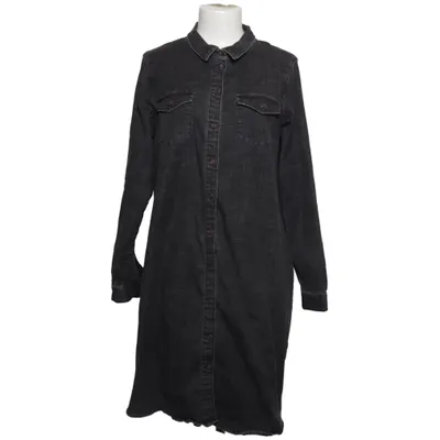 Jeansklänning (Grå) från Mamalicious Bomull, Polyester