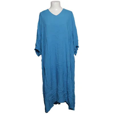 Dress (Carerinna Life) from ONLY Carmakoma Viscose