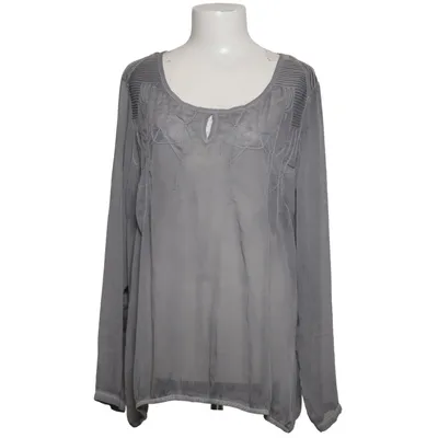 Blouse (Gray) from Liberty Woman