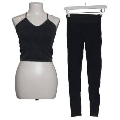 Sportswear set (Black) from Costes