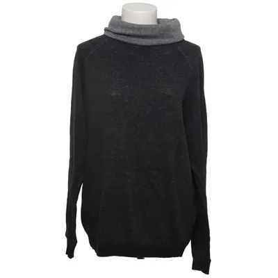 Turtleneck (Gray) from Southern